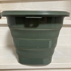 折りたたみ式バケツの画像