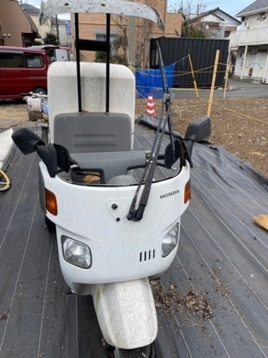 キャノピー白、BOX付き　Uberデビュー‼️