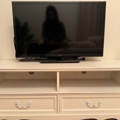 テレビ、テレビ台