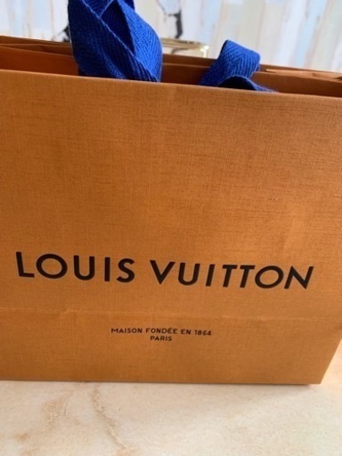 確実正規店、難波店で購入?ルイヴィトン lv 長財布?