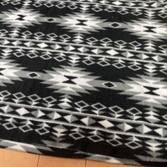 メンズL フリースインナー　ネイティブ柄の画像