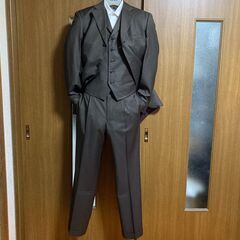 MONSIEUR NICOLE ZIGNONE 3ボタン茶 3ピースの画像