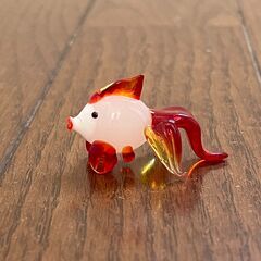 ガラス細工の金魚