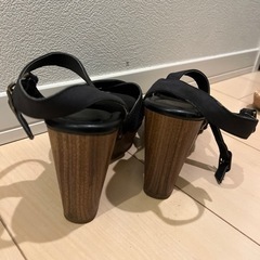 25日まで！黒いサンダル　M sizeの画像