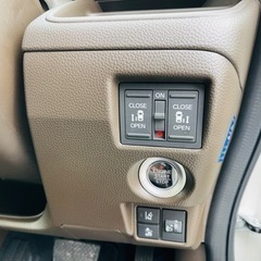 ホンダN BOX  両側電動スライド　事故無し　車検R8年1月 現車確認可能の画像