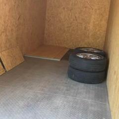 お洒落コンテナハウス！マットブラック、内装OSB合板、断熱材入の画像