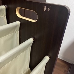 絵本おもちゃ収納ラックの画像