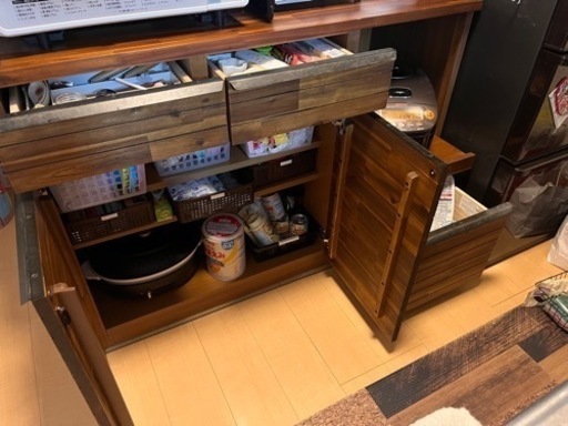 unico 食器棚
