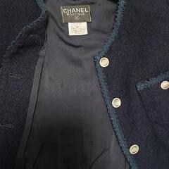CHANEL スーツの画像