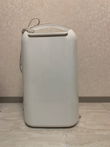 【〜2月末日までの出品】アイリスオーヤマ　除湿機　ほぼ未使用です