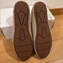 新品未使用　スエード　25cm パンプス　ぺたんこ　ノーヒール　の画像