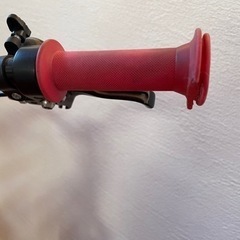 ヨツバサイクル　16インチ　ヒーローレッドの画像