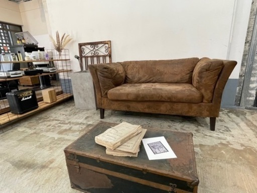 [ 定価189000円 ] 2人掛けソファー　LIVING HOUSE salone 大阪の堀江店で購入!