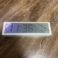 ・無印デジタル時計（大）