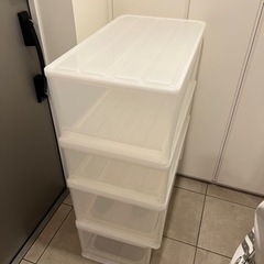 衣装ケース4個の画像