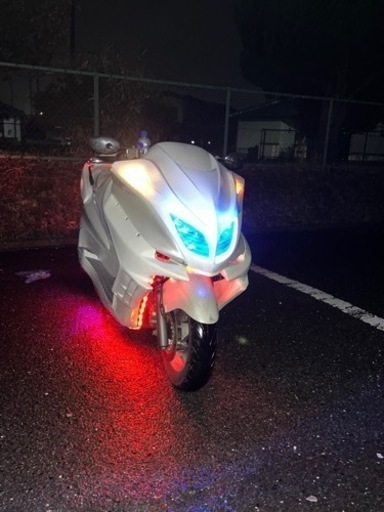 YAMAHA 白マジェ　led スピーカー2発　セル1 乗って帰れます！ YAMAHA 白マジェ led スピーカー2発 セル1 乗って帰れます！の通販はau