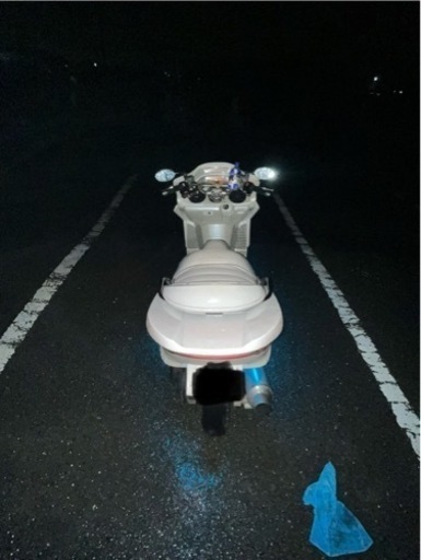 YAMAHA 白マジェ　led スピーカー2発　セル1 乗って帰れます！ YAMAHA 白マジェ led スピーカー2発 セル1 乗って帰れます！の通販はau