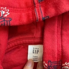 GAP ギャップ　パーカー　働く車の画像