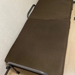 折りたたみシングルベッド