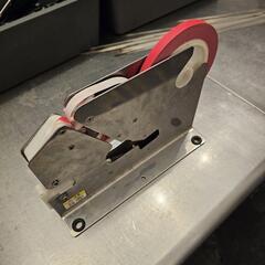 バックシーラーとテープ