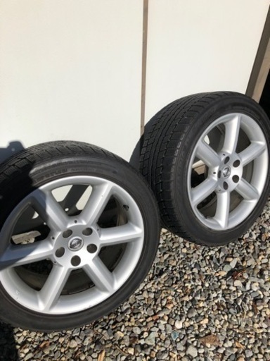 日産フェアレディZ純正ホイール、スタッドレス付き。