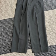 スーツのズボン ①の画像