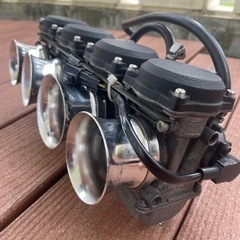 ゼファー1100 純正キャブレターファンネル使用