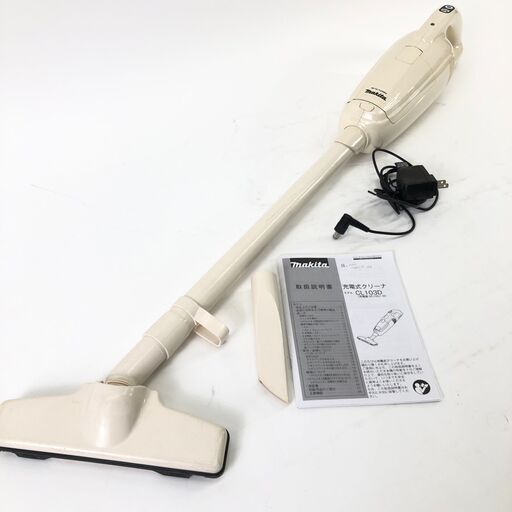 3/8終makita マキタ 充電式クリーナ 10.8V 紙パック式 白 ホワイト 充電アダプタ CL103D 動作OK 24b菊倉E