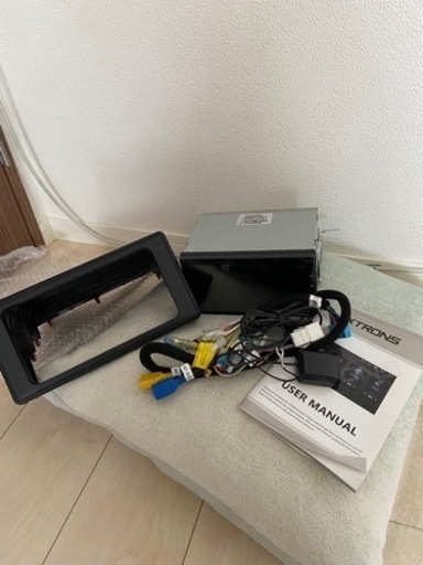 美品 カーナビ&枠