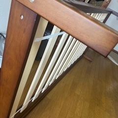 【引き取り先見つかりました☺️】シングルベッド　枠組みのみの画像