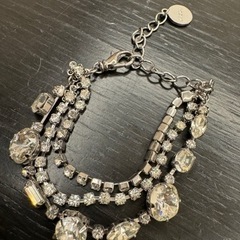 EPOCAのビジューブレスレット