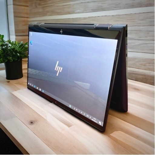 hp / Elite Dragonflyシンプルにカッコイイ?✨13.3インチで扱いやすいサイズ感です?