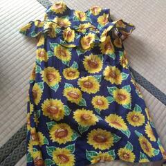 １２０cmひまわり🌻ワンピースと１２０cmズボンの画像