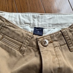 未使用　ギャップのズボンの画像