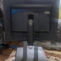 ❌⭕ジャンク⭕❌IBM製　液晶モニター　サイズ不明　BN00250Q-02の画像
