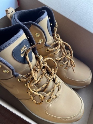 ナイキ NIKE マノア レザー