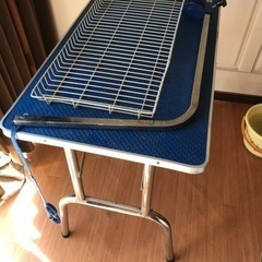 【譲渡交渉中】トリミング台いりませんか？