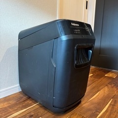 電動シュレッダー　業務用の画像