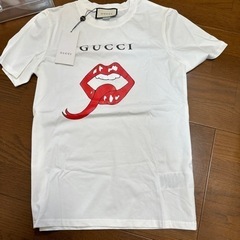 GUCCI Tシャツ Sサイズ