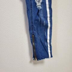 ダメージ デニム ストレッチの画像