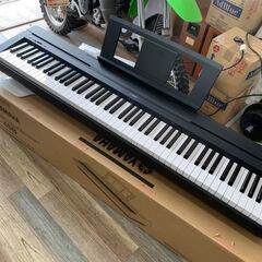 良品 YAMAHA ヤマハ 88鍵盤 電子ピアノ P-45B 2...