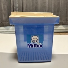 ピジョン 哺乳瓶4本 🚼 ミルトン 🚼 搾乳機セットの画像