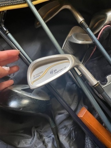 Srixon ゴルフキャディーバッグ　ゴルフクラブ