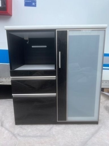 ニトリ✨️レンジボード✨️   ニトリ  キッチンカウンター  レンジボード  ブラック  木目  鏡面仕上げ  キッチン