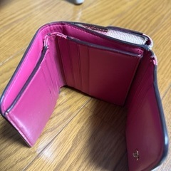 COACH三つ折財布の画像