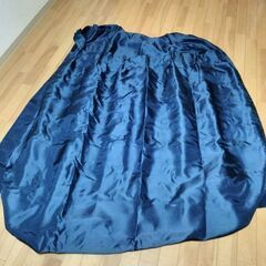 カーテンお売りします