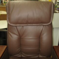 R469 座椅子 本革 回転式 肘付き 小物収納リクライニング Used・美品の画像