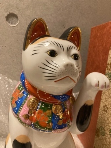 招き猫　猫置物　三毛猫