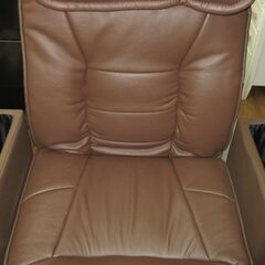 R483 座椅子 本革 肘付き 回転式 小物収納リクライニング Used・美品の画像