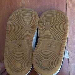 キッズ ナイキ スニーカーの画像